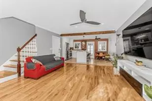2535 Hollers Ave, Bronx, NY 10475 - Photo 9