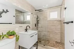 2535 Hollers Ave, Bronx, NY 10475 - Photo 11