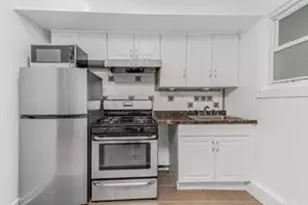 2535 Hollers Ave, Bronx, NY 10475 - Photo 13