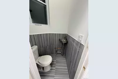 911 Avenue St John, Bronx, NY 10455 - Photo 3