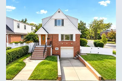 35-04 208th Street, Bayside, NY 11361 - Photo 27