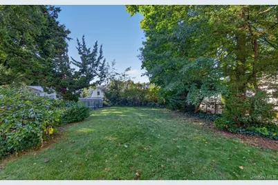 2 Austral Avenue, Glen Cove, NY 11542 - Photo 29