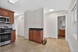 2 Austral Ave, Glen Cove, NY 11542 - Photo 15