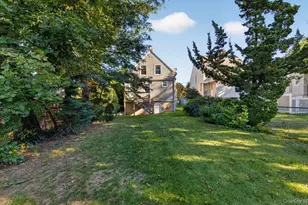 2 Austral Ave, Glen Cove, NY 11542 - Photo 25