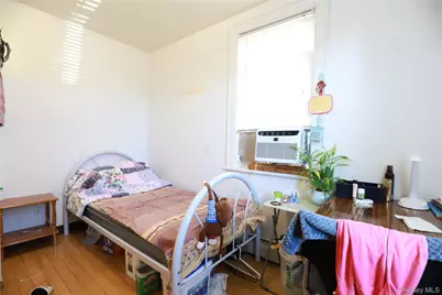 137-58 Kalmia Avenue, Flushing, NY 11355 - Photo 15