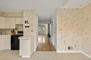 44 Gladys Dr, Spring Valley, NY 10977 - Photo 15