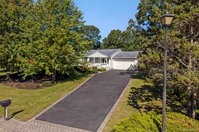 5 Heather Court, Middle Island, NY 11953 - Photo 3