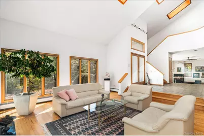 193 Waccabuc Road, Goldens Bridge, NY 10526 - Photo 5