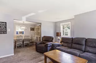 118 Liberty St, Deer Park, NY 11729 - Photo 17