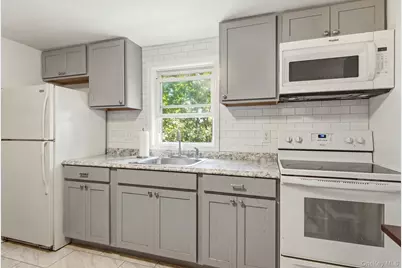 118 Liberty Street, Deer Park, NY 11729 - Photo 21