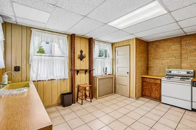 270 Fisher Avenue, White Plains, NY 10606 - Photo 15