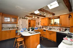21 Fishkill Rd, Hopewell Junction, NY 12533 - Photo 5