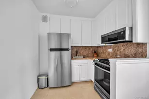 87-15 165th St, Jamaica, NY 11432 - Photo 13