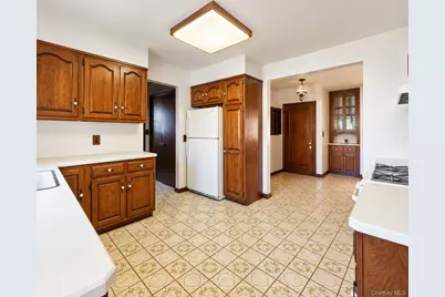 84 Davenport Avenue, Port Chester, NY 10573 - Photo 7