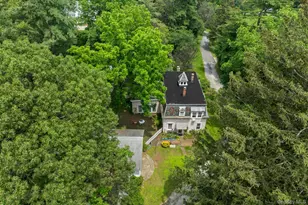 383 W Neck Rd, Lloyd Harbor, NY 11743 - Photo 5