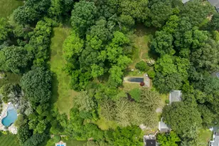 383 W Neck Rd, Lloyd Harbor, NY 11743 - Photo 33