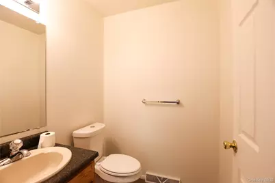 217 Hasbrouck Avenue #B, Kingston, NY 12401 - Photo 5