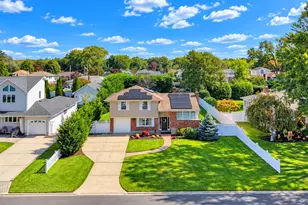 49 Simmons Dr, East Islip, NY 11730 - Photo 23
