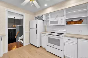 49 Simmons Dr, East Islip, NY 11730 - Photo 9