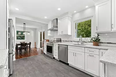710 Forest Avenue, Larchmont, NY 10538 - Photo 9