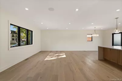145-67 7th Avenue, Whitestone, NY 11357 - Photo 5