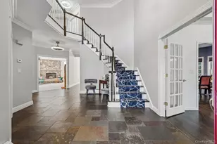 7 Birdie Dr, Suffern, NY 10901 - Photo 3