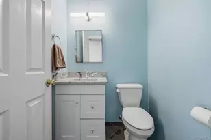 7 Birdie Dr, Suffern, NY 10901 - Photo 13