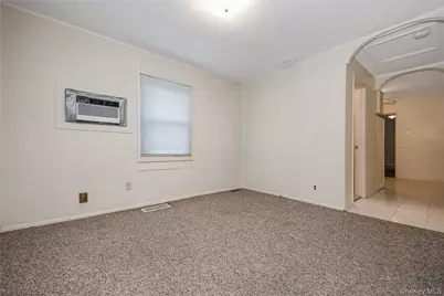 8532 262nd Street, Floral Park, NY 11001 - Photo 5