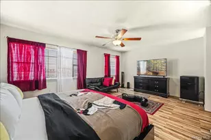 179 Surf Dr, Bronx, NY 10473 - Photo 17