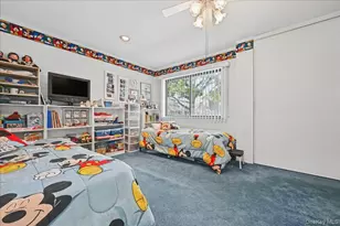 162 Laurel Ln, Wantagh, NY 11793 - Photo 21