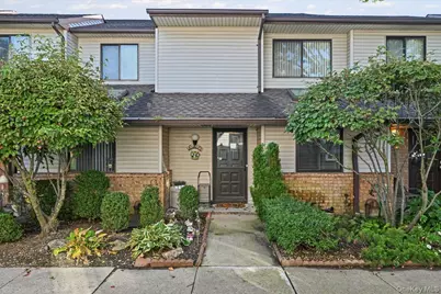 162 Laurel Lane, Wantagh, NY 11793 - Photo 3