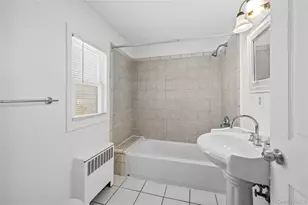 20 Buchanan Ave, Wheatley Heights, NY 11798 - Photo 17
