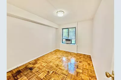 1562 Unionport Road #MD, Bronx, NY 10462 - Photo 5