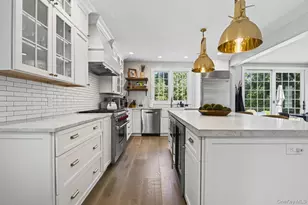 25 Old Northport Rd, Huntington, NY 11743 - Photo 9