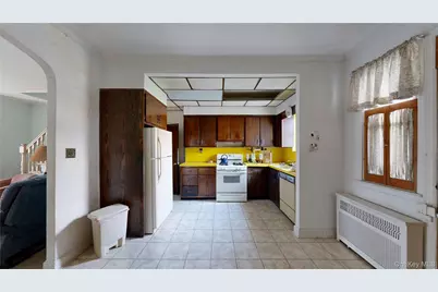 2168 E 28th Street, Brooklyn, NY 11229 - Photo 13