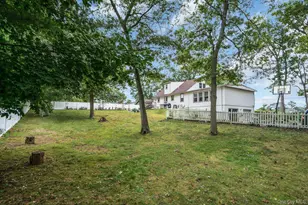 79 Wicks Rd, Commack, NY 11725 - Photo 33