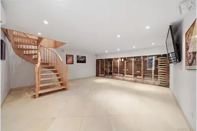 60-39 69th Lane, Maspeth, NY 11378 - Photo 19