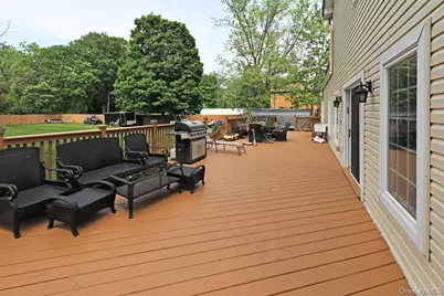 42 Willow Tree Road, Monsey, NY 10952 - Photo 31