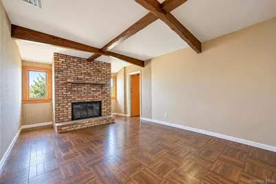 41 Shore Drive W, Copiague, NY 11726 - Photo 29