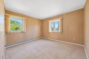 41 Shore Dr W, Copiague, NY 11726 - Photo 43