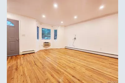 94-08 89 Avenue #1st Fl, Woodhaven, NY 11421 - Photo 3