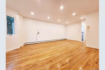 94-08 89 Avenue #1st Fl, Woodhaven, NY 11421 - Photo 5