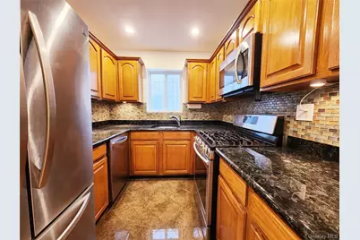 94-08 89 Avenue #1st Fl, Woodhaven, NY 11421 - Photo 9