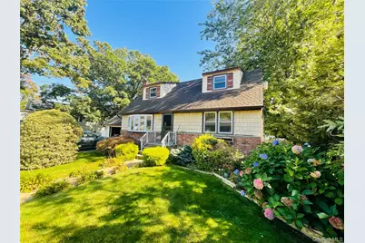 2306 Fowler Street, North Bellmore, NY 11710 - Photo 3