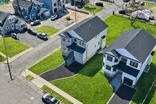 101 Clocks Blvd, Massapequa, NY 11758 - Photo 17