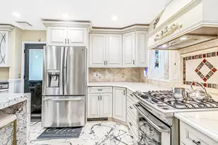 26 Glen Ln, Kings Park, NY 11754 - Photo 5