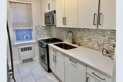 34 Cathedral Avenue #2E, Hempstead, NY 11550 - Photo 11
