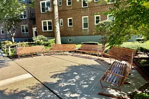 34 Cathedral Ave, Hempstead, NY 11550 - Photo 3