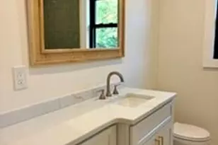 93 Eaton Ln, West Islip, NY 11795 - Photo 15