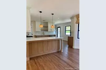 93 Eaton Lane, West Islip, NY 11795 - Photo 5